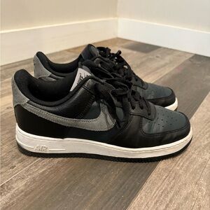 Nike Black/White Air Force 1